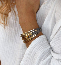 Load image into Gallery viewer, Bars bracelet gold
