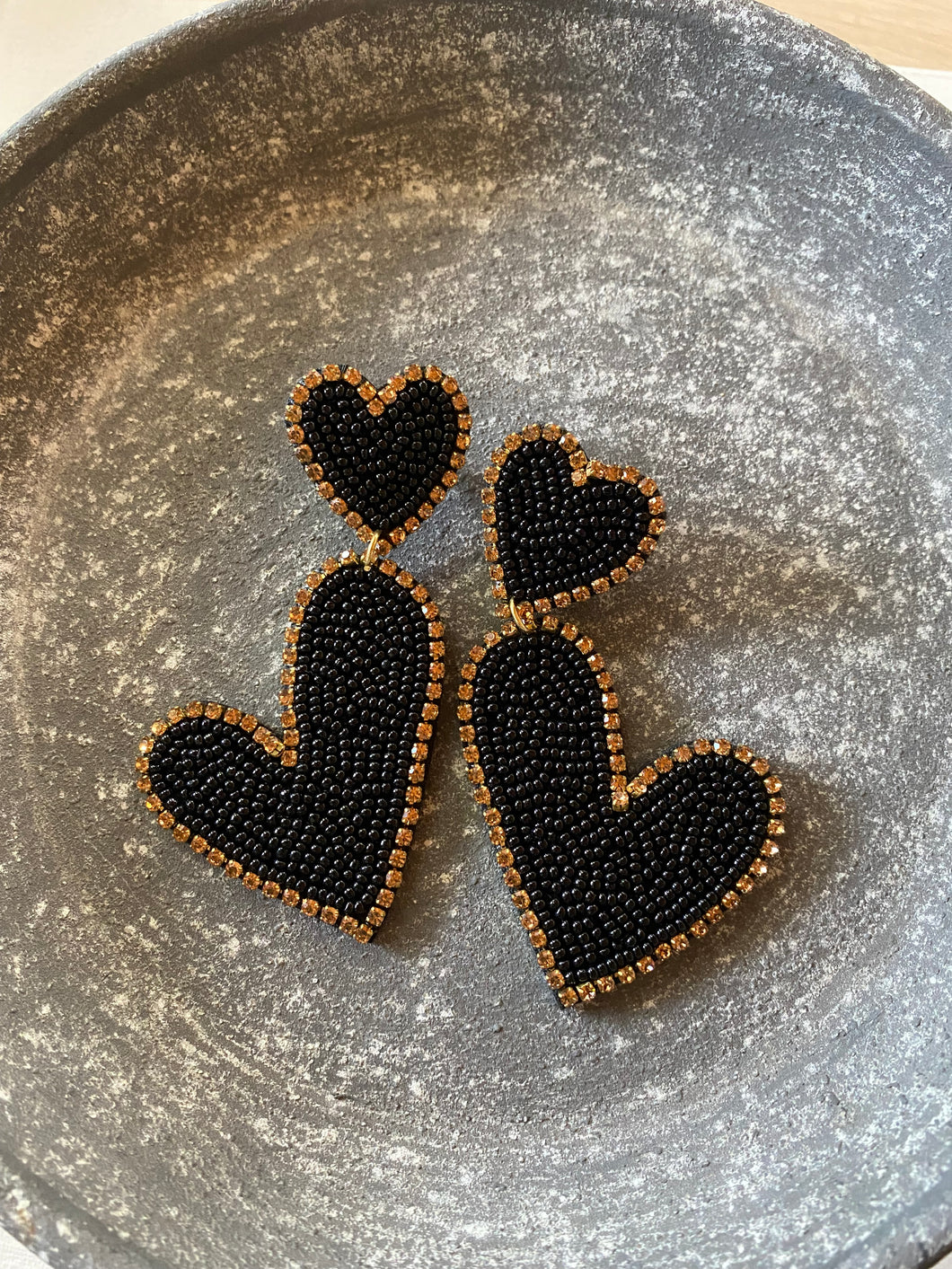 Double heart earrings black