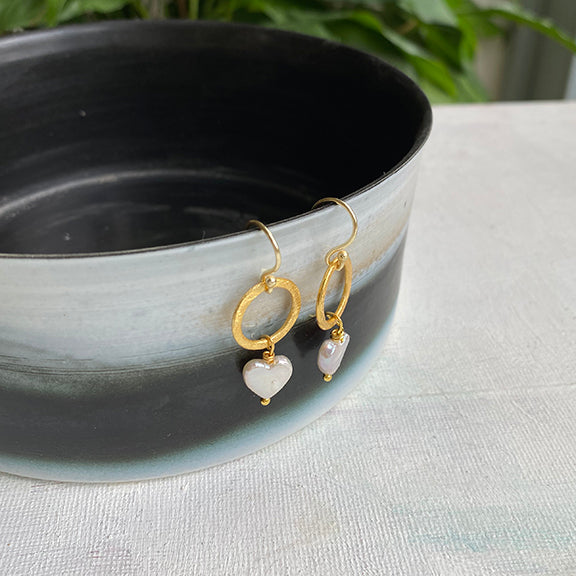 Pearl heart gold earrings