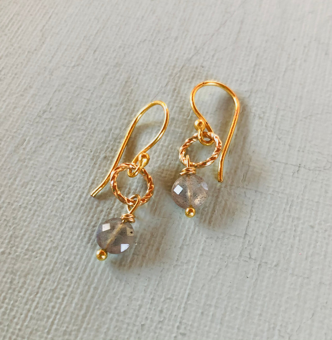 Dainty grey/gold earrings