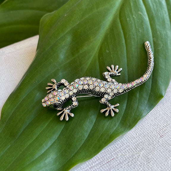 Gecko brooch